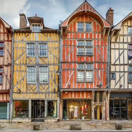 La Coccinelle - Appartement Proche Centre-Ville - Cosy - Mon Groom Troyes Exterior photo